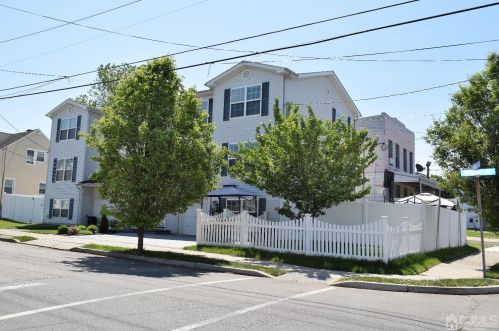 65 Holly St, Carteret NJ  07008-2451 exterior
