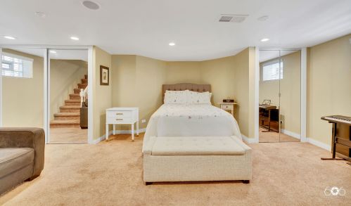 1906 Maple Ave, Forest View IL 60402-1549 exterior