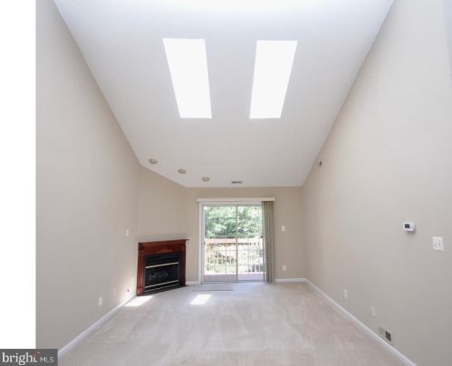 1304 Tristram Cir, West Deptford NJ 08051-2256 exterior