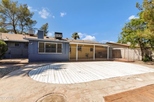 3122 Cholla St, Phoenix AZ 85029-3142 exterior