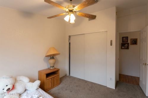 2102 Fairmount Ave, Phoenix AZ 85015-5306 exterior