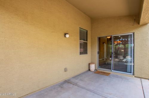 6715 37 Dr, Phoenix AZ 85053-3749 exterior