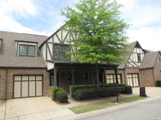 2212 Acton Park Cir, Birmingham, AL 35243-2555