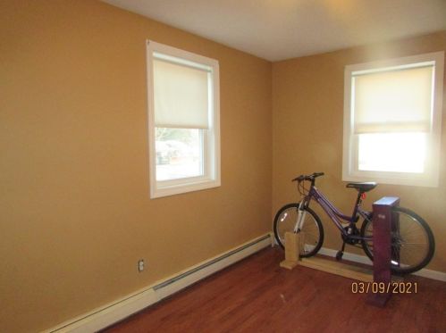 146 Seekell St, Taunton MA 02718-1458 exterior