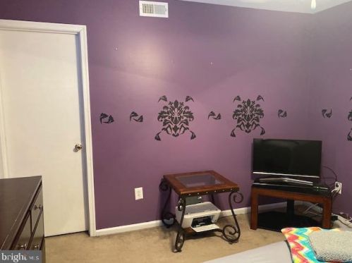 112 Talon Ln, West Deptford NJ 08093-2322 exterior