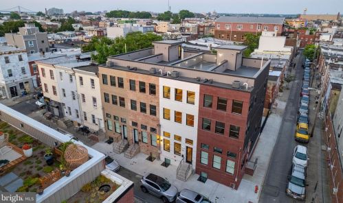 1813 6 St, Philadelphia PA 19140-4528 exterior