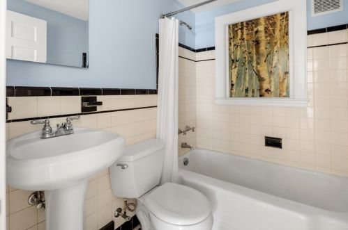 18 Stoddard Rd, Hingham MA 02043-2941 exterior