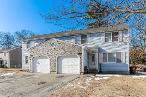 118 Sheri Ln, Agawam MA  01001-1504 exterior