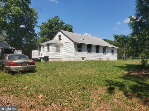 113 Summit Ave, West Deptford NJ  08096-3848 exterior