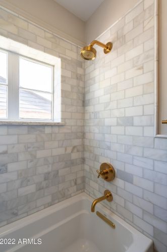 1815 11 Ave, Phoenix AZ 85021-4415 exterior