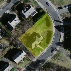25 Dolphin Rd, Newton MA  02459-1304 aerial view