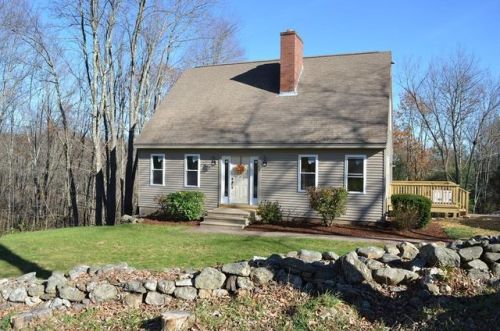 320 Chamberlain Hl Rd, Barre MA  01005-8877 exterior