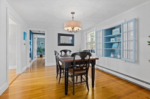 95 Whitcomb Ave, Hingham MA 02043-3348 exterior