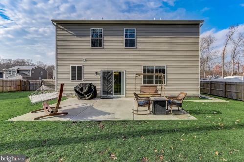 618 Schaeffer Ave, West Deptford NJ 08096-6631 exterior