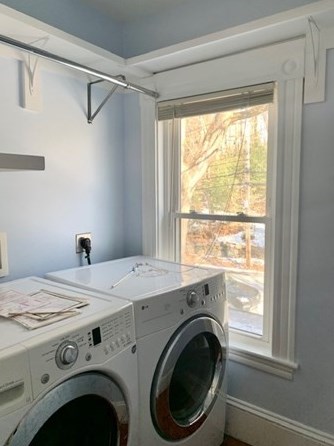 123 Cypress St, Newton MA 02459-2280 exterior