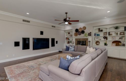 1465 Caribbean Ln, Phoenix AZ 85023-6792 exterior