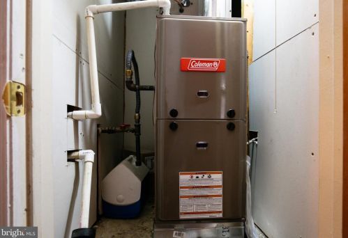 62 Kenwood Dr, Erial NJ 08081-4217 exterior