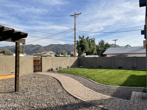 9419 1st Dr, Phoenix AZ 85041-8002 exterior