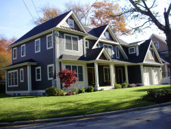 20 Village Cir, Newton, MA 02459-3071