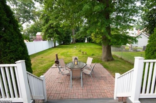 37 Dawson St, Belleville NJ 07109-1709 exterior