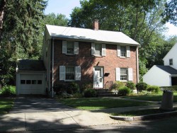 48 Davis Ave, Newton, MA 02465-1924