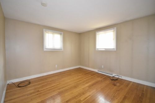 278 Carver Rd, Plymouth MA 02360-4653 exterior