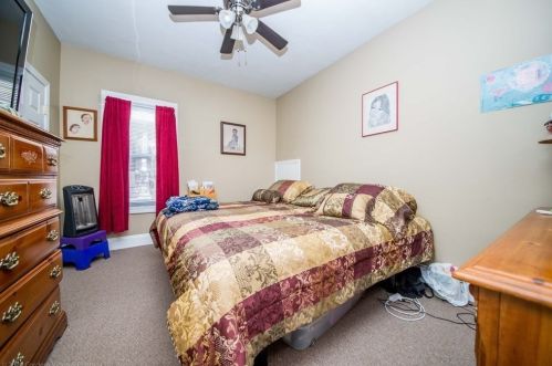 1029 Plymouth Ave, Fall River MA 02721-1939 exterior