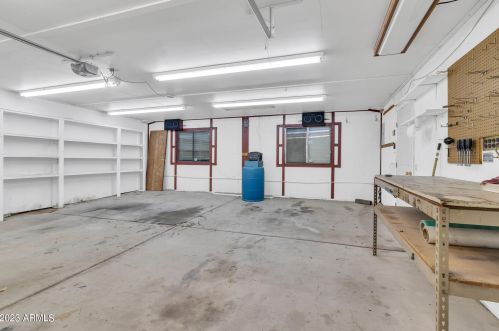 18438 2nd Pl, Phoenix AZ 85022-1011 exterior