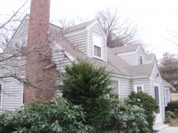 15 Wallace St, Newton, MA 02461-1921