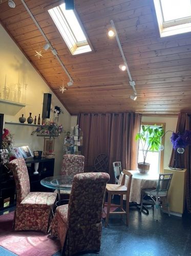 506 Elm St, West Bridgewater MA 02379-1122 exterior