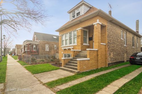 1508 Oak Park Ave, Forest View, IL 60402-1339