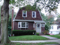 29 Coyne Rd, Newton, MA 02468-1010