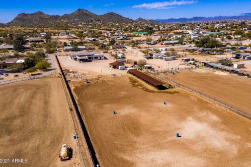 35205 3rd Ave, Phoenix AZ 85027-5908 exterior