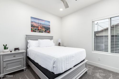 2229 Cambridge Ave, Phoenix AZ  85006-1321 exterior