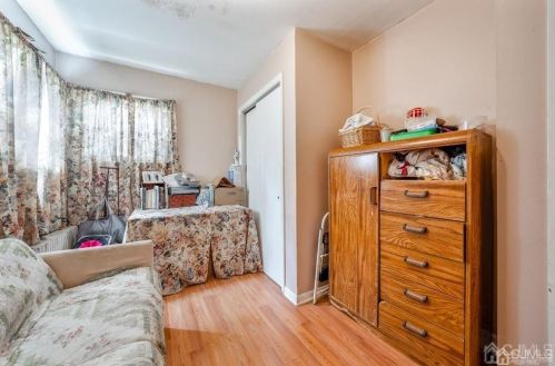 18 John St, Carteret NJ 07008-3112 exterior