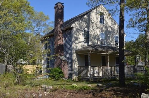 2 Freight House Rd, Wareham, MA 02571-1645