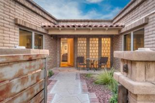 3539 Medlock Dr, Phoenix AZ  85019-2713 exterior