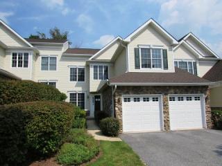 78 Briar Ct, Hardyston, NJ 07419-1269