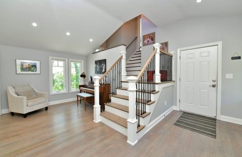 22 Eagle Hill Dr, Plymouth MA  02360-1908 exterior