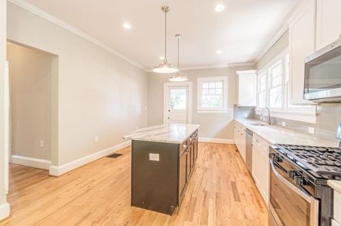 703 Erin Ave, Atlanta GA 30310-4213 exterior