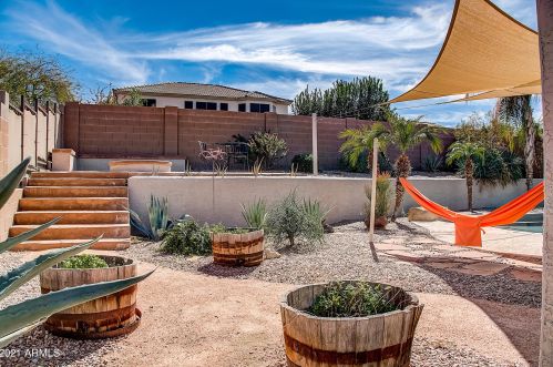 1729 Beautiful Ln, Phoenix AZ 85041-7622 exterior