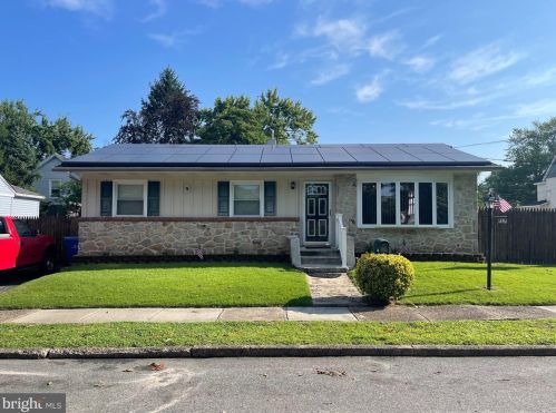 717 Asbury Ave, West Deptford, NJ 08063-1301