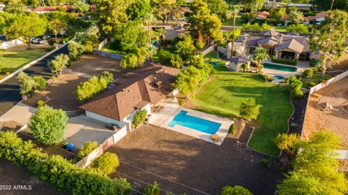 4450 54th St, Phoenix AZ 85018-1905 exterior