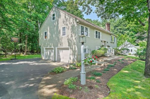 7 Josephine St, Canton, MA 02021-3811