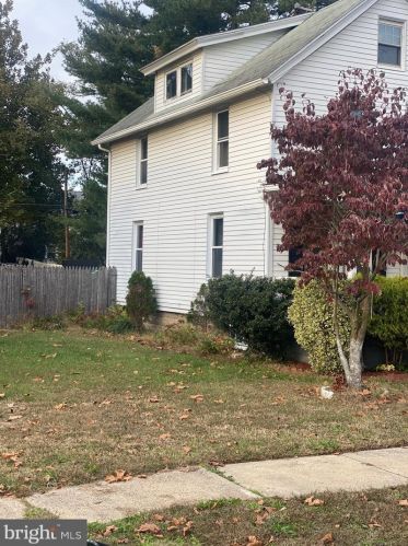 247 Thomson Ave, West Deptford, NJ 08066-1640