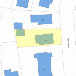 121 Crescent St, Newton MA 02466-2511 plot plan