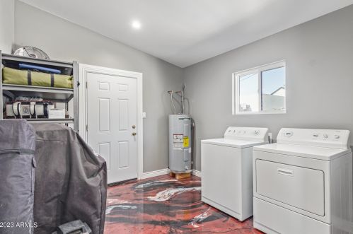 3407 44th Pl, Phoenix AZ  85018-6025 exterior