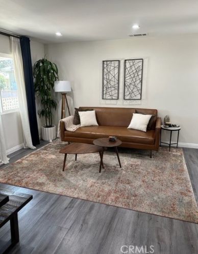 8026 Milna Ave, Whittier CA  90606-3030 exterior