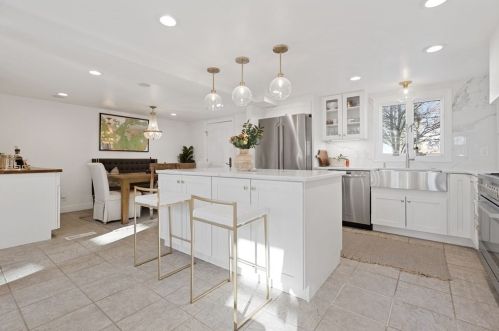 336 Elliot St, Newton MA 02464-1250 exterior