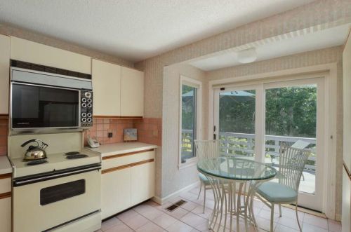 6 Landfall, Falmouth MA 02540-1658 exterior